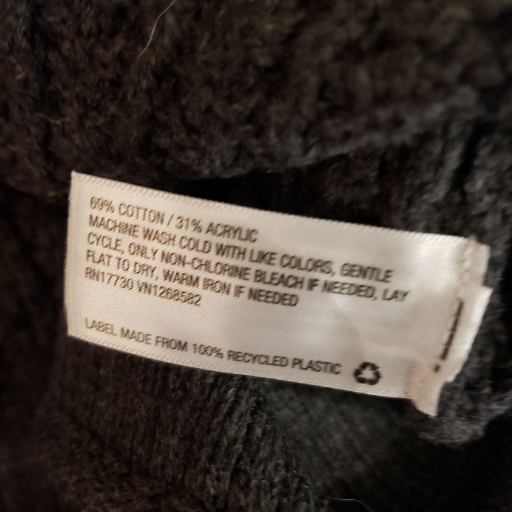 Universal Thread Sweater - Picture 6 of 11